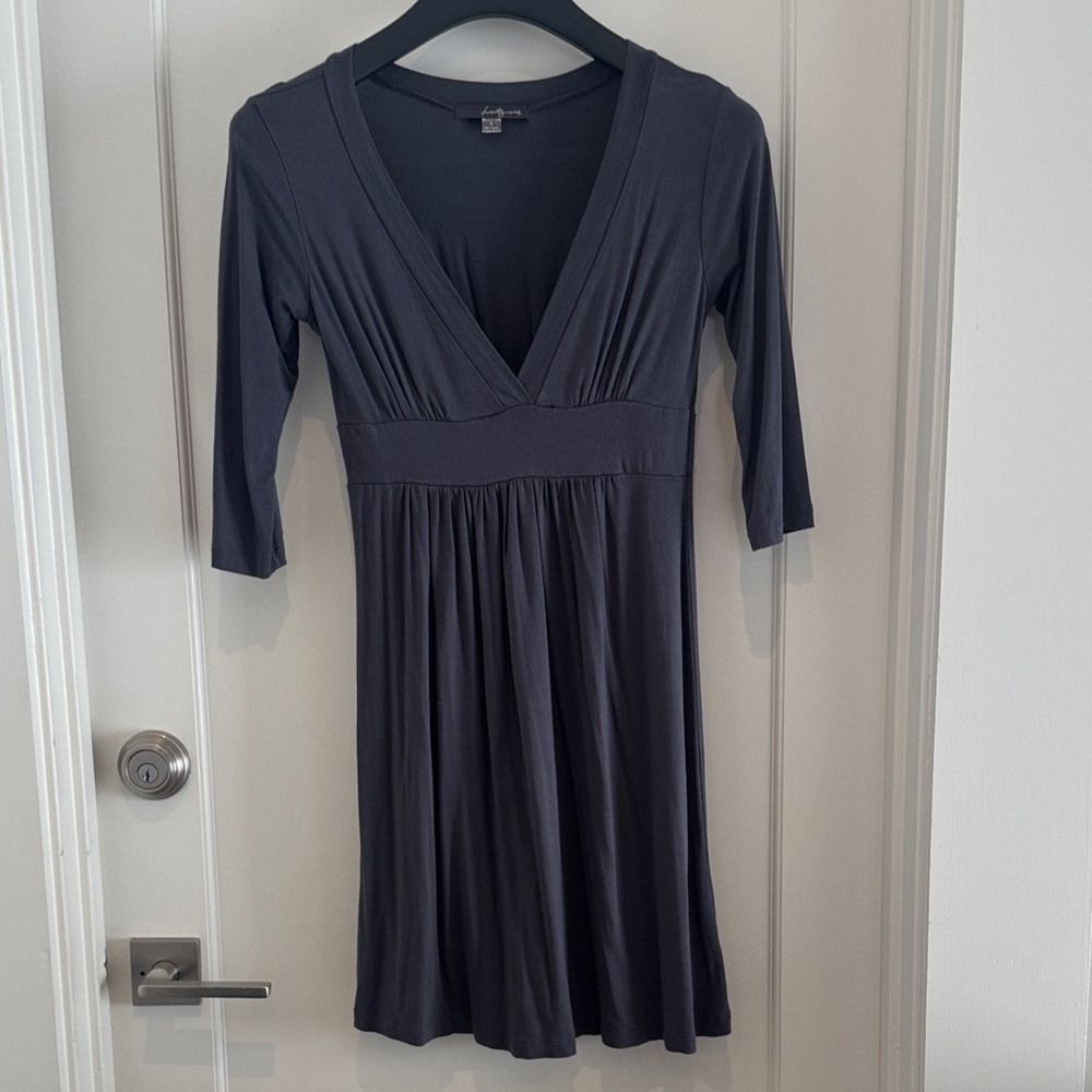 Forever 21 periwinkle Gray LOW cut V-Neck Dress - Sz Sm